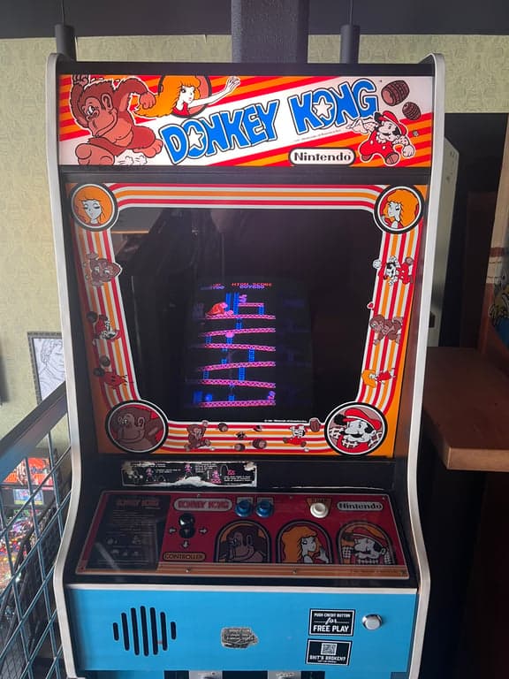 16-Bit Bar+Arcade - Photo 2